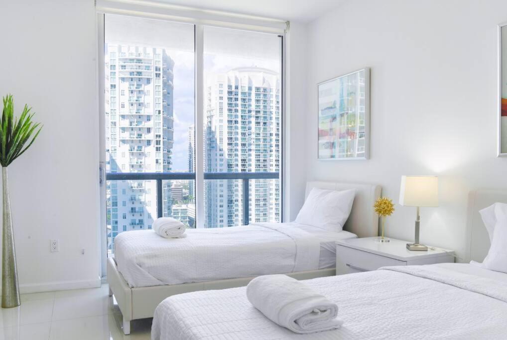 Wonderful 2 Bedroom Apt With Ocean Views At Icon Brickell ميامي المظهر الخارجي الصورة