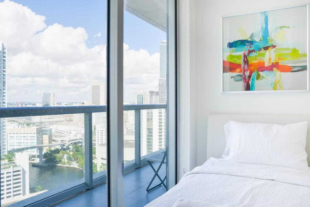 Wonderful 2 Bedroom Apt With Ocean Views At Icon Brickell ميامي المظهر الخارجي الصورة